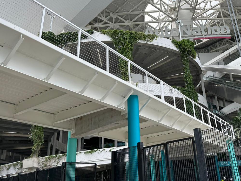 Commercial Load-Bearing Systems Open Floorplan Luxury Residence